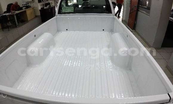 Acheter Occasion Voiture Nissan NP 300 Blanc à Big Bend, Lubombo Acheter Occasion Voiture Nissan NP 300 Blanc à Big Bend, Lubombo