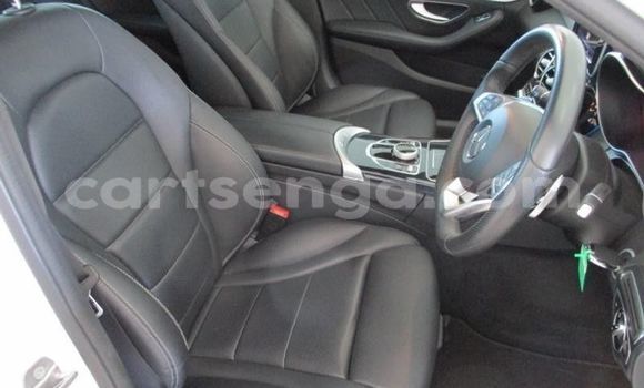 Acheter Occasion Voiture Mercedes‒Benz C–Class Blanc à Big Bend, Lubombo Acheter Occasion Voiture Mercedes‒Benz C–Class Blanc à Big Bend, Lubombo