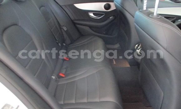 Acheter Occasion Voiture Mercedes‒Benz C–Class Blanc à Big Bend, Lubombo Acheter Occasion Voiture Mercedes‒Benz C–Class Blanc à Big Bend, Lubombo