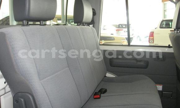 Nunua Ilio tumika Toyota Land Cruiser White Gari ndani ya Big Bend nchini Lubombo Nunua Ilio tumika Toyota Land Cruiser White Gari ndani ya Big Bend nchini Lubombo