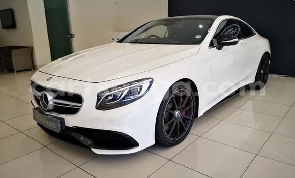 Acheter Occasion Voiture Mercedes‒Benz C–Class Blanc à Big Bend, Lubombo Acheter Occasion Voiture Mercedes‒Benz C–Class Blanc à Big Bend, Lubombo