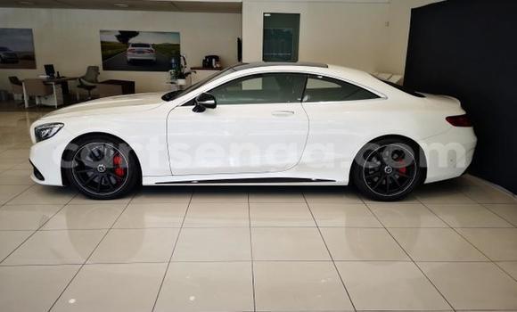 Acheter Occasion Voiture Mercedes‒Benz C–Class Blanc à Big Bend, Lubombo Acheter Occasion Voiture Mercedes‒Benz C–Class Blanc à Big Bend, Lubombo