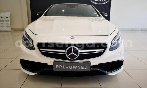 Acheter Occasion Voiture Mercedes‒Benz C–Class Blanc à Big Bend, Lubombo Acheter Occasion Voiture Mercedes‒Benz C–Class Blanc à Big Bend, Lubombo