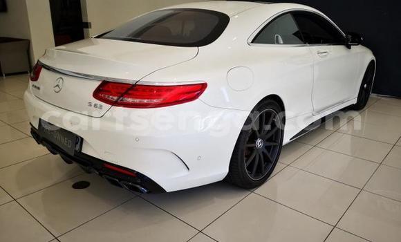 Acheter Occasion Voiture Mercedes‒Benz C–Class Blanc à Big Bend, Lubombo Acheter Occasion Voiture Mercedes‒Benz C–Class Blanc à Big Bend, Lubombo
