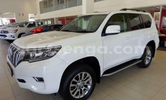 Acheter Occasion Voiture Toyota Land Cruiser Prado Blanc à Big Bend, Lubombo Acheter Occasion Voiture Toyota Land Cruiser Prado Blanc à Big Bend, Lubombo