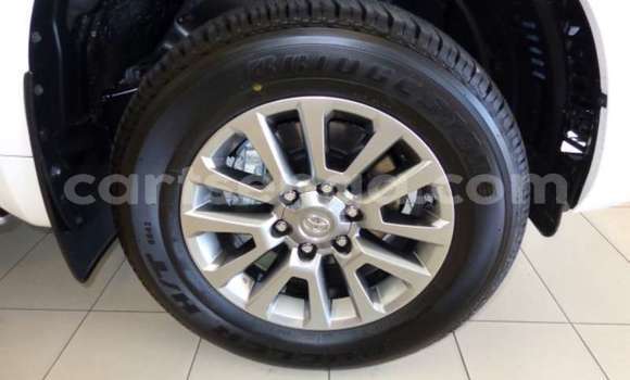 Acheter Occasion Voiture Toyota Land Cruiser Prado Blanc à Big Bend, Lubombo Acheter Occasion Voiture Toyota Land Cruiser Prado Blanc à Big Bend, Lubombo