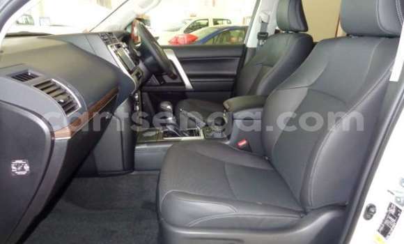 Acheter Occasion Voiture Toyota Land Cruiser Prado Blanc à Big Bend, Lubombo Acheter Occasion Voiture Toyota Land Cruiser Prado Blanc à Big Bend, Lubombo