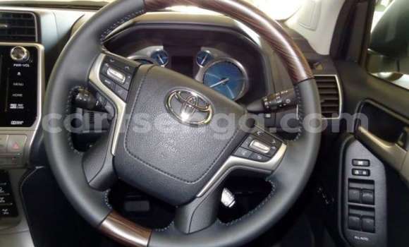 Acheter Occasion Voiture Toyota Land Cruiser Prado Blanc à Big Bend, Lubombo Acheter Occasion Voiture Toyota Land Cruiser Prado Blanc à Big Bend, Lubombo