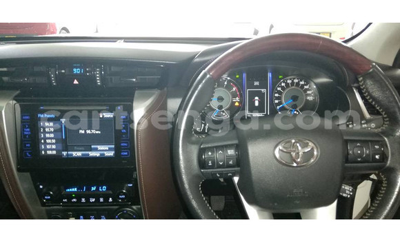 Acheter Occasion Voiture Toyota Land Cruiser Prado Blanc à Big Bend, Lubombo Acheter Occasion Voiture Toyota Land Cruiser Prado Blanc à Big Bend, Lubombo