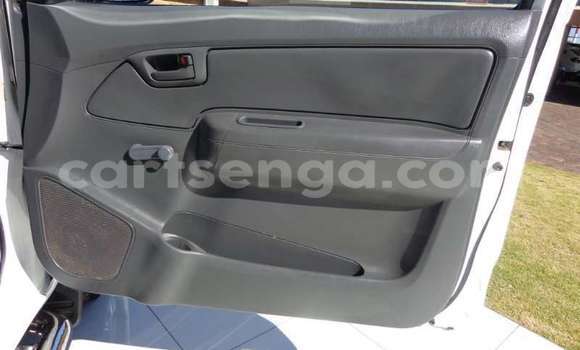 Nunua Ilio tumika Toyota Hilux White Gari ndani ya Big Bend nchini Lubombo Nunua Ilio tumika Toyota Hilux White Gari ndani ya Big Bend nchini Lubombo