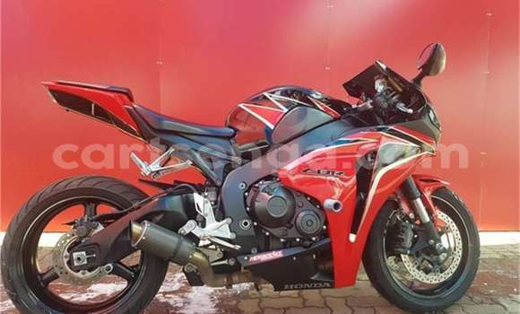 Buy Used Honda CBR Red Bike in Mbabane in Manzini Buy Used Honda CBR Red Bike in Mbabane in Manzini