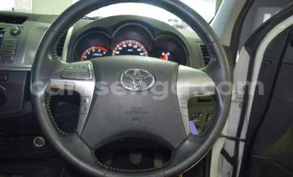Acheter Occasion Voiture Toyota Hilux Blanc à Big Bend, Lubombo Acheter Occasion Voiture Toyota Hilux Blanc à Big Bend, Lubombo