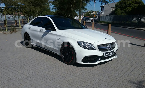 Nunua Ilio tumika Mercedes‒Benz C-klasse AMG White Gari ndani ya Big Bend nchini Lubombo Nunua Ilio tumika Mercedes‒Benz C-klasse AMG White Gari ndani ya Big Bend nchini Lubombo