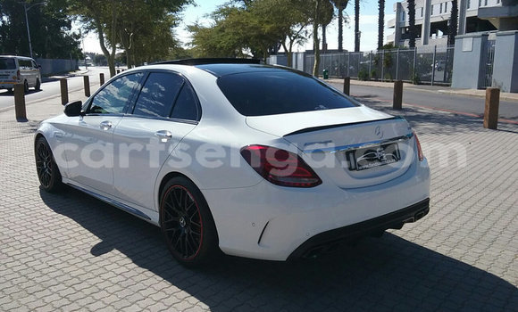 Nunua Ilio tumika Mercedes‒Benz C-klasse AMG White Gari ndani ya Big Bend nchini Lubombo Nunua Ilio tumika Mercedes‒Benz C-klasse AMG White Gari ndani ya Big Bend nchini Lubombo