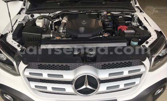 Nunua Ilio tumika Mercedes‒Benz X-klasse Concept Silver Gari ndani ya Big Bend nchini Lubombo Nunua Ilio tumika Mercedes‒Benz X-klasse Concept Silver Gari ndani ya Big Bend nchini Lubombo