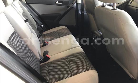 Acheter Occasion Voiture Volkswagen Touareg Blanc à Big Bend, Lubombo Acheter Occasion Voiture Volkswagen Touareg Blanc à Big Bend, Lubombo