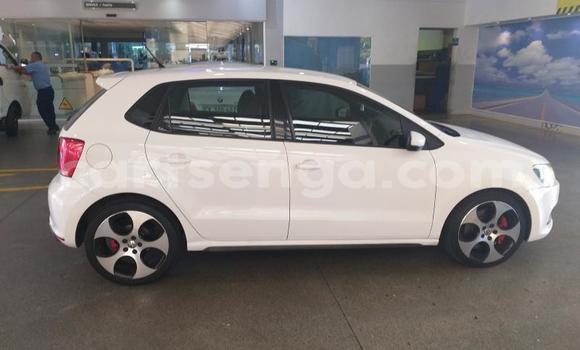 Nunua Ilio tumika Volkswagen Polo GTI White Gari ndani ya Manzini nchini Manzini Nunua Ilio tumika Volkswagen Polo GTI White Gari ndani ya Manzini nchini Manzini