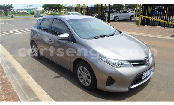 Buy Used Toyota Auris Silver Car in Mbabane in Manzini Buy Used Toyota Auris Silver Car in Mbabane in Manzini