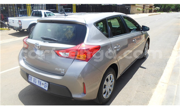 Buy Used Toyota Auris Silver Car in Mbabane in Manzini Buy Used Toyota Auris Silver Car in Mbabane in Manzini