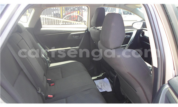Buy Used Toyota Auris Silver Car in Mbabane in Manzini Buy Used Toyota Auris Silver Car in Mbabane in Manzini