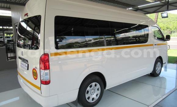 Acheter Occasion Voiture Toyota Hiace Blanc à Mbabane, Manzini Acheter Occasion Voiture Toyota Hiace Blanc à Mbabane, Manzini
