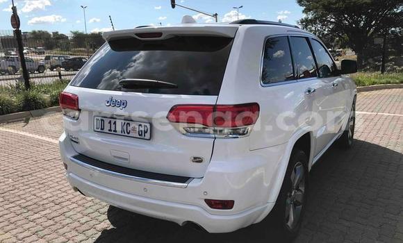 Buy Used Jeep Grand Cherokee White Car in Mbabane in Manzini