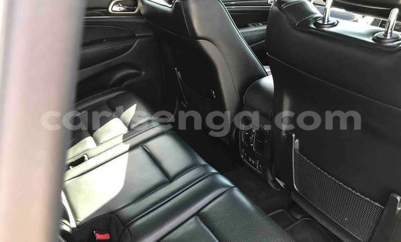 Buy Used Jeep Grand Cherokee White Car in Mbabane in Manzini Buy Used Jeep Grand Cherokee White Car in Mbabane in Manzini