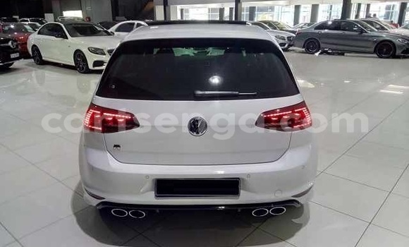 Buy Used Volkswagen Golf R White Car in Ezulwini in Hhohho Buy Used Volkswagen Golf R White Car in Ezulwini in Hhohho