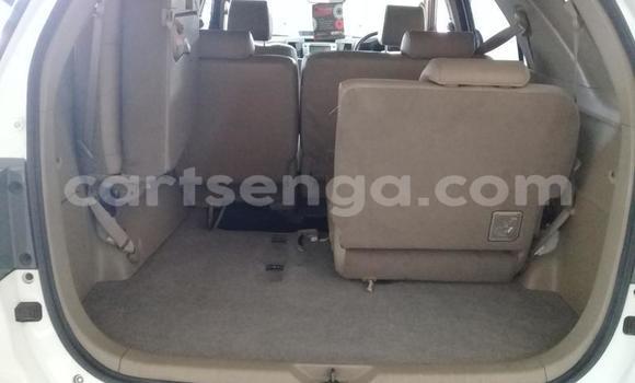 Nunua Ilio tumika Toyota Fortuner White Gari ndani ya Manzini nchini Manzini Nunua Ilio tumika Toyota Fortuner White Gari ndani ya Manzini nchini Manzini