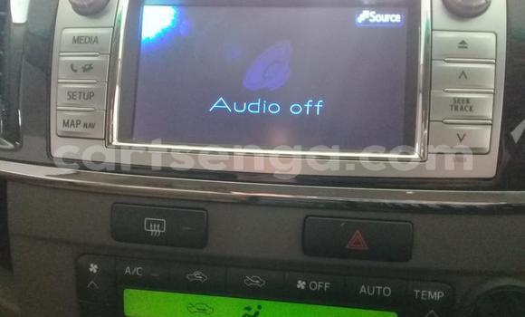 Nunua Ilio tumika Toyota Fortuner White Gari ndani ya Manzini nchini Manzini Nunua Ilio tumika Toyota Fortuner White Gari ndani ya Manzini nchini Manzini