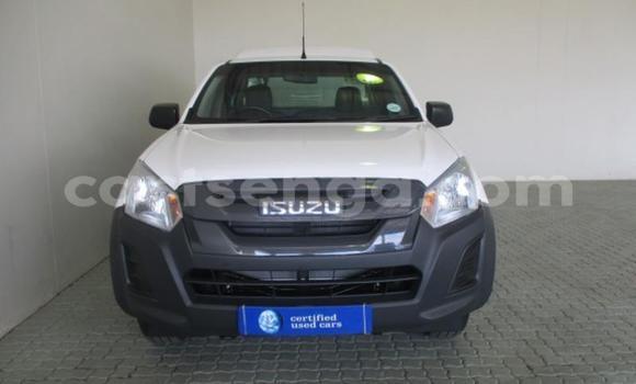 Buy Used Isuzu KB White Car in Ezulwini in Hhohho Buy Used Isuzu KB White Car in Ezulwini in Hhohho