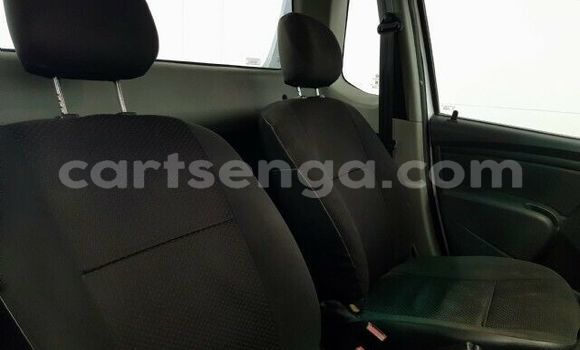 Buy Used Nissan NP 300 White Car in Ezulwini in Hhohho Buy Used Nissan NP 300 White Car in Ezulwini in Hhohho