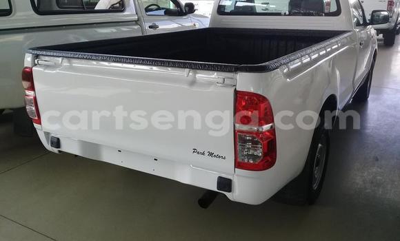 Acheter Occasion Voiture Toyota Hilux Blanc à Manzini, Manzini Acheter Occasion Voiture Toyota Hilux Blanc à Manzini, Manzini