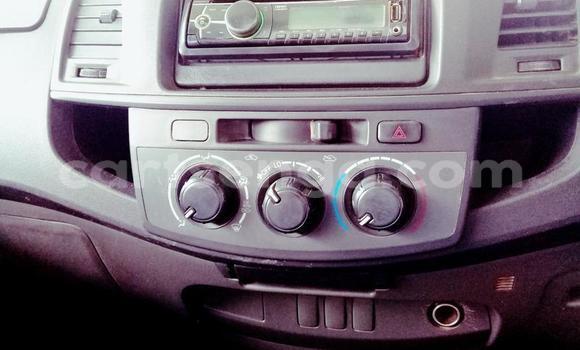 Acheter Occasion Voiture Toyota Hilux Blanc à Manzini, Manzini Acheter Occasion Voiture Toyota Hilux Blanc à Manzini, Manzini