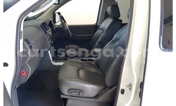 Buy Used Nissan Pathfinder White Car in Ezulwini in Hhohho Buy Used Nissan Pathfinder White Car in Ezulwini in Hhohho