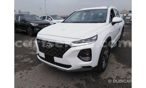 Acheter Import Voiture Hyundai Santa Fe Blanc à Import - Dubai, Hhohho Acheter Import Voiture Hyundai Santa Fe Blanc à Import - Dubai, Hhohho