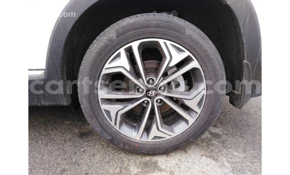 Acheter Import Voiture Hyundai Santa Fe Blanc à Import - Dubai, Hhohho Acheter Import Voiture Hyundai Santa Fe Blanc à Import - Dubai, Hhohho