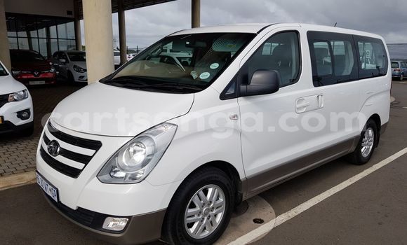 Buy Used Hyundai H1 White Car in Manzini in Manzini Buy Used Hyundai H1 White Car in Manzini in Manzini
