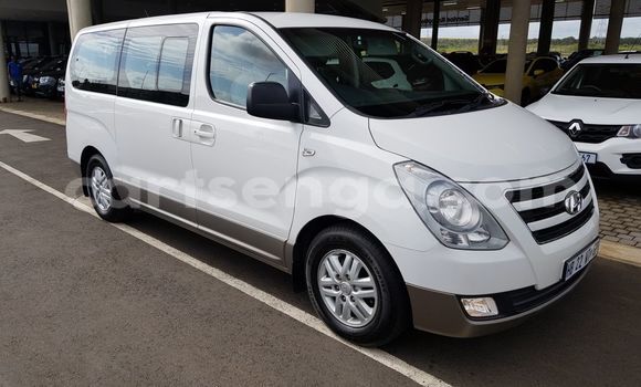 Buy Used Hyundai H1 White Car in Manzini in Manzini Buy Used Hyundai H1 White Car in Manzini in Manzini