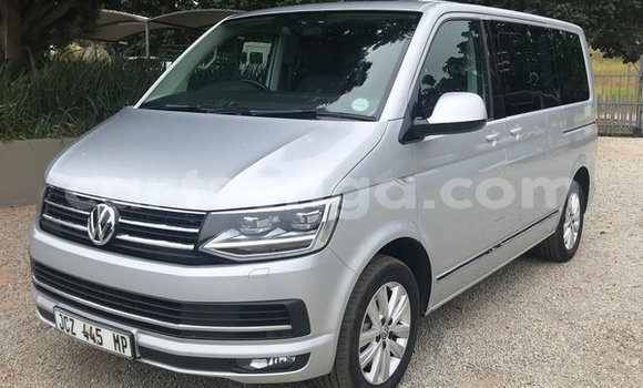 Buy Used Volkswagen Caravelle Silver Car in Manzini in Manzini Buy Used Volkswagen Caravelle Silver Car in Manzini in Manzini
