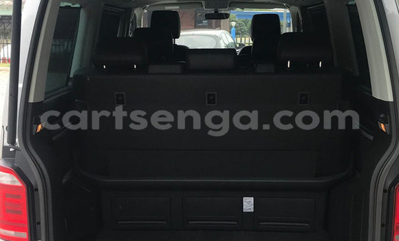 Buy Used Volkswagen Caravelle Silver Car in Manzini in Manzini Buy Used Volkswagen Caravelle Silver Car in Manzini in Manzini