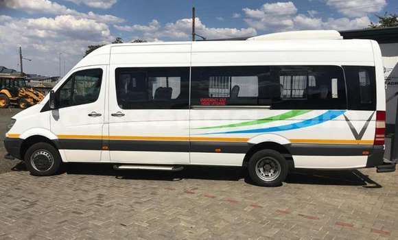 Buy Used Mercedes Viano White Car in Mbabane in Manzini Buy Used Mercedes Viano White Car in Mbabane in Manzini