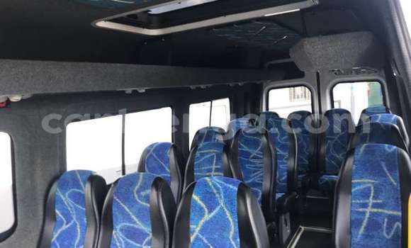 Buy Used Mercedes Viano White Car in Mbabane in Manzini Buy Used Mercedes Viano White Car in Mbabane in Manzini