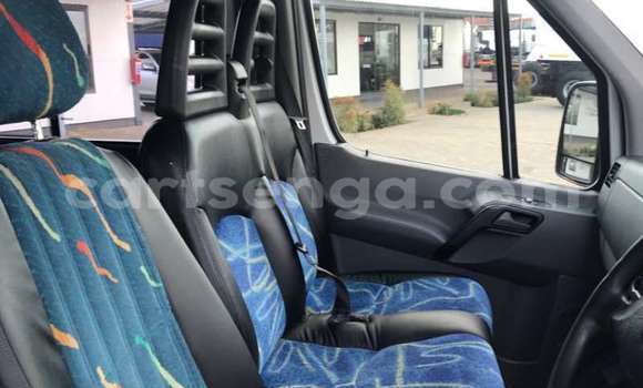 Buy Used Mercedes Viano White Car in Mbabane in Manzini Buy Used Mercedes Viano White Car in Mbabane in Manzini