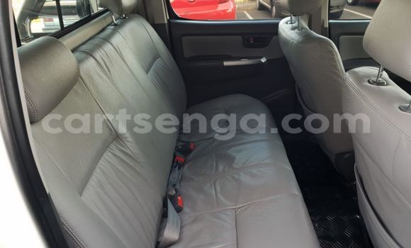 Buy Used Toyota Hilux White Car in Mbabane in Manzini Buy Used Toyota Hilux White Car in Mbabane in Manzini