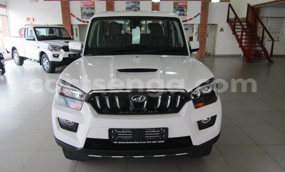 Buy Used Mahindra NC 640 DP White Car in Mbabane in Manzini Buy Used Mahindra NC 640 DP White Car in Mbabane in Manzini