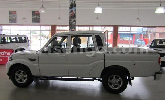 Buy Used Mahindra NC 640 DP White Car in Mbabane in Manzini Buy Used Mahindra NC 640 DP White Car in Mbabane in Manzini