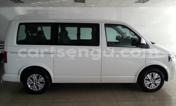 Nunua Ilio tumika Volkswagen Transporter White Gari ndani ya Manzini nchini Manzini Nunua Ilio tumika Volkswagen Transporter White Gari ndani ya Manzini nchini Manzini