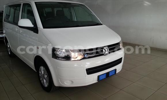 Nunua Ilio tumika Volkswagen Transporter White Gari ndani ya Manzini nchini Manzini Nunua Ilio tumika Volkswagen Transporter White Gari ndani ya Manzini nchini Manzini