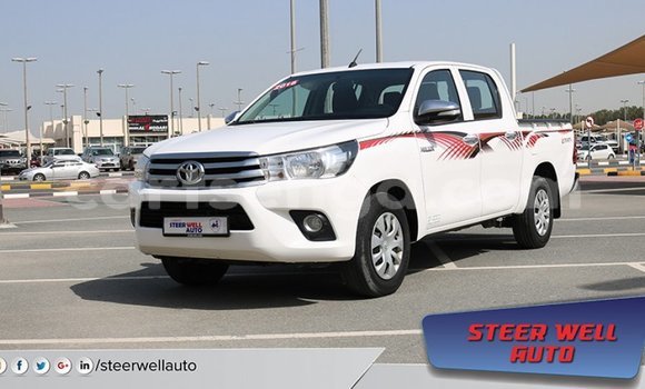 Acheter Import Voiture Toyota Hilux Blanc à Import - Dubai, Hhohho Acheter Import Voiture Toyota Hilux Blanc à Import - Dubai, Hhohho